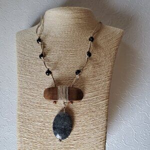 Donna Duncan Necklace (2 for $20)